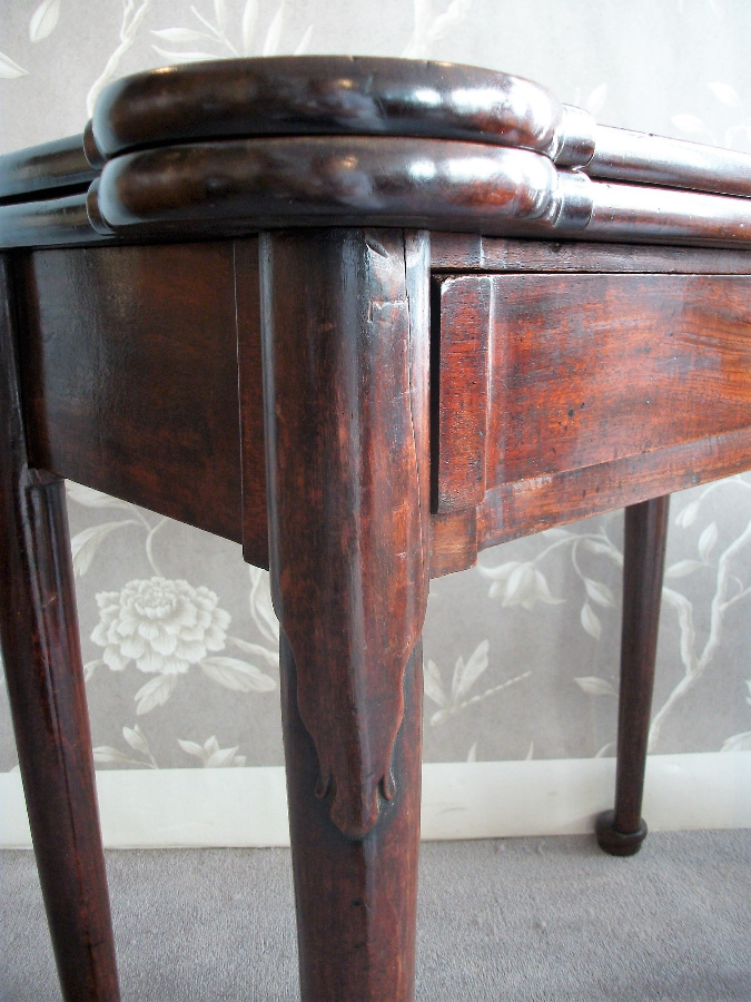 English Antique Games Table